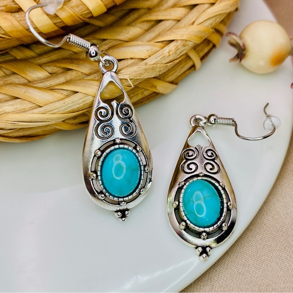 Urban Outfitters Boho Antique Silver Turquoise Hollow Engraving Drop Earrings - Picture 3 of 8
